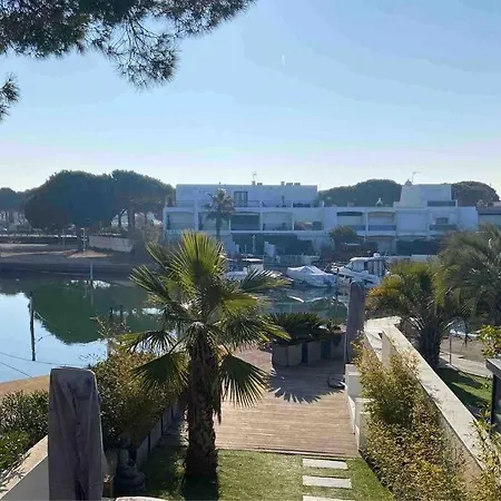 Belle Grande Marina En Duplex Avec Appontement Дом отдыха Ле-Гро-дю-Руа