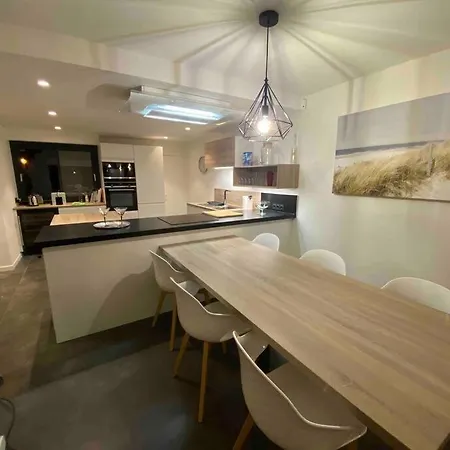 Belle Grande Marina En Duplex Avec Appontement