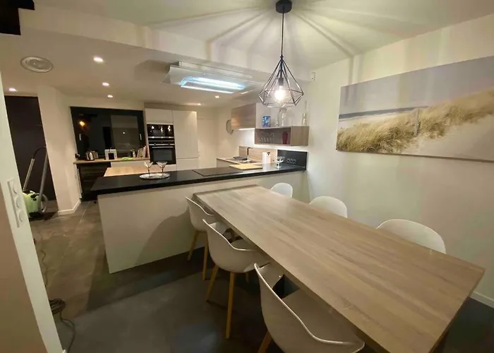 Belle Grande Marina En Duplex Avec Appontement